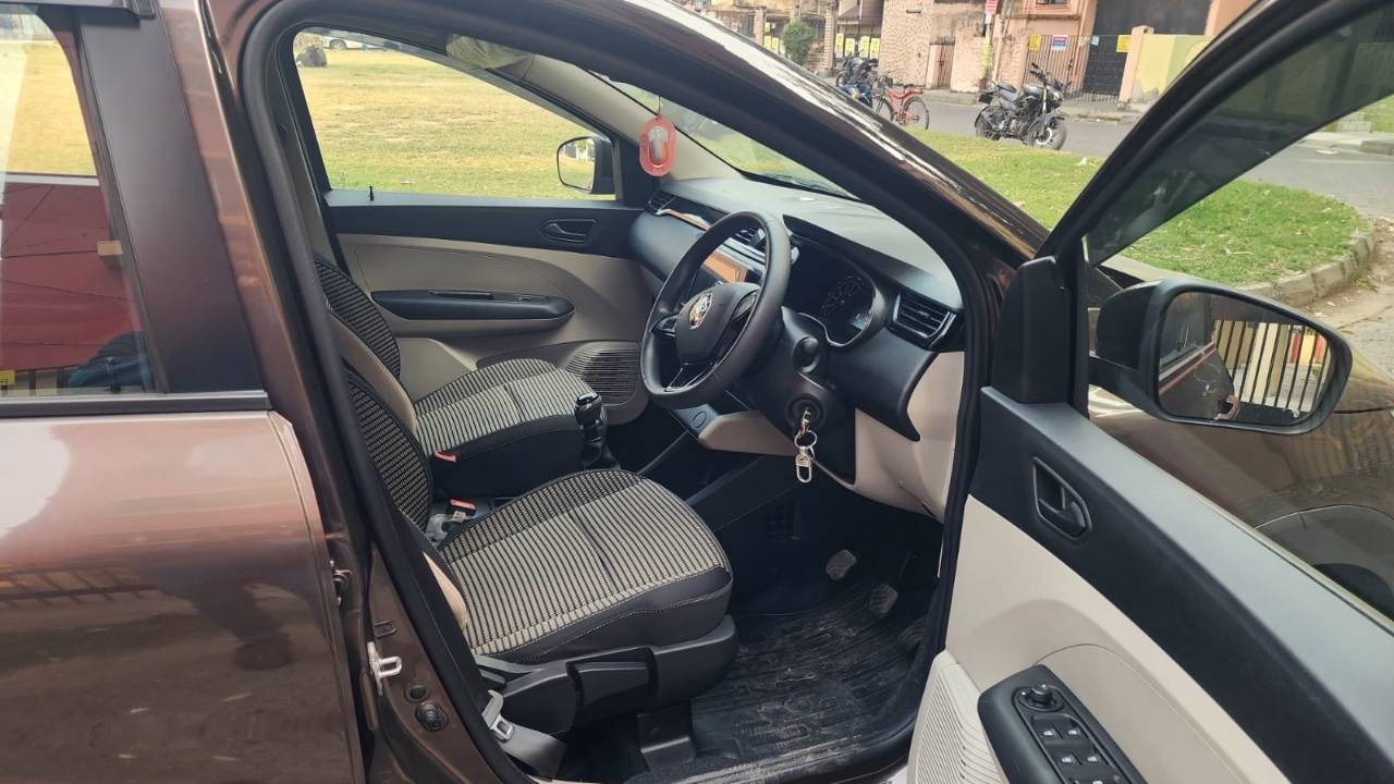 Renualt Triber  Rxt optional