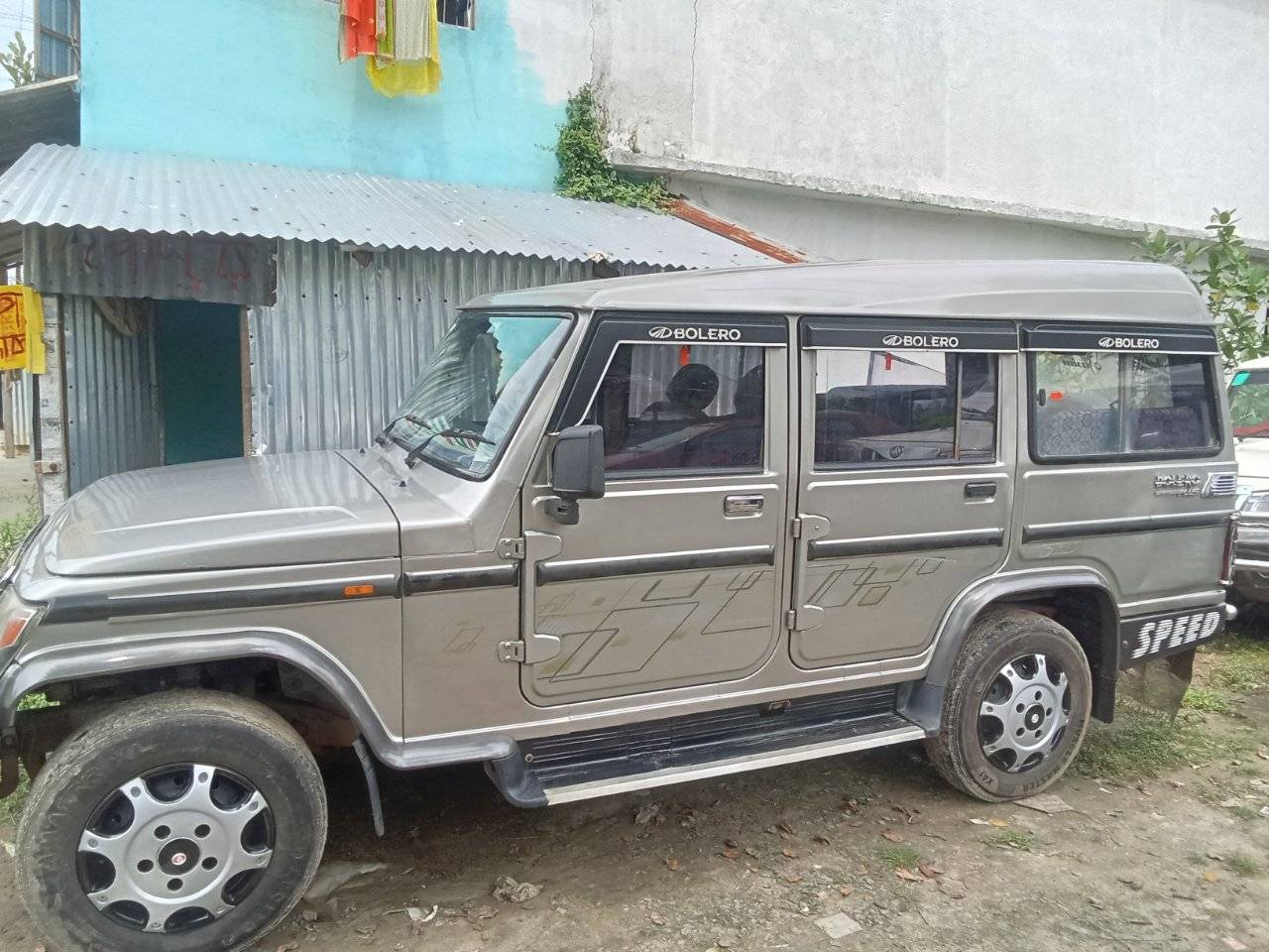 Mahindra Bolero plus